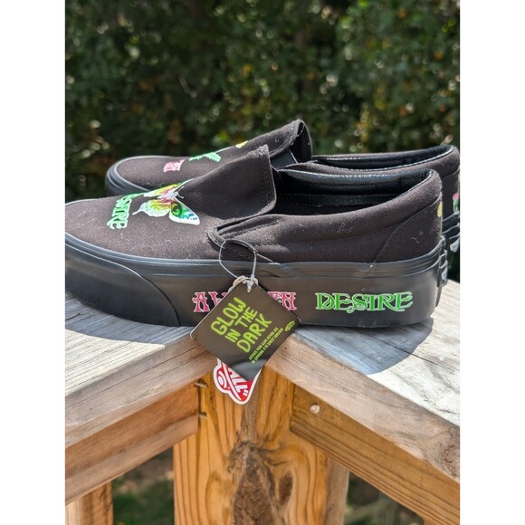 Vans Platform Slip Ons Black Glow In The Dark NWT Women's 9.5 - Picture 4 of 8